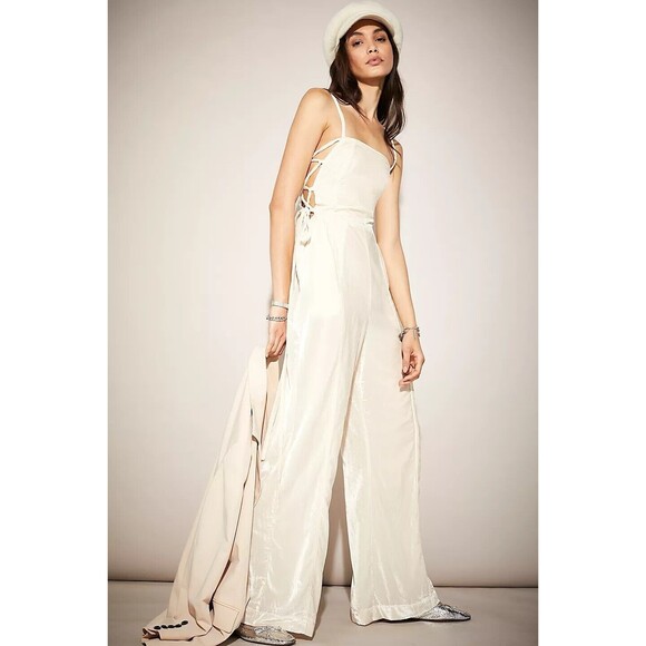 Free People 90’s Forever Overalls Brown Velvet Women's Size XSmall Msrp $168 - Picture 12 of 16